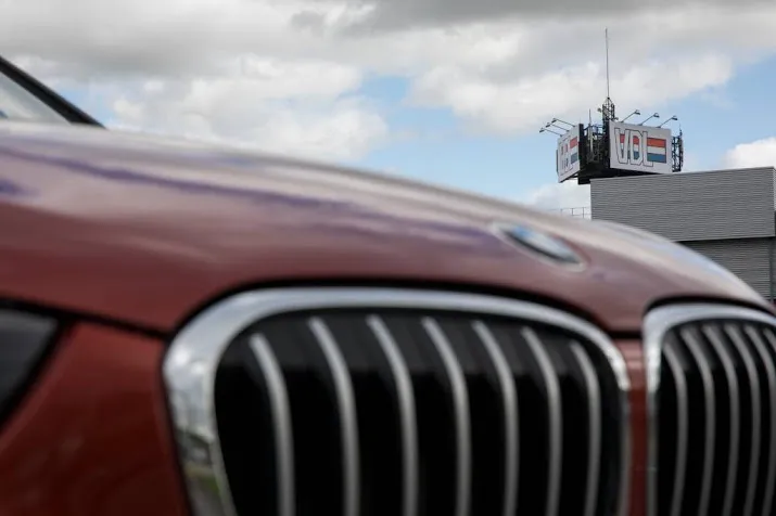 vdl nedcar onderhandelt nog met bmw