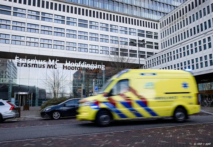 veel drukte op de weg door ongeluk op de a20 bij terbregseplein