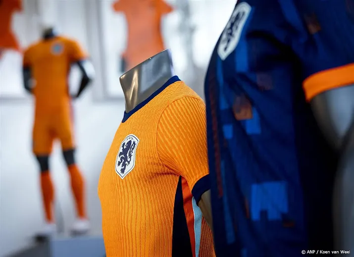 veel oranje shirts uitverkocht afgelopen 25 jaar niet gebeurd