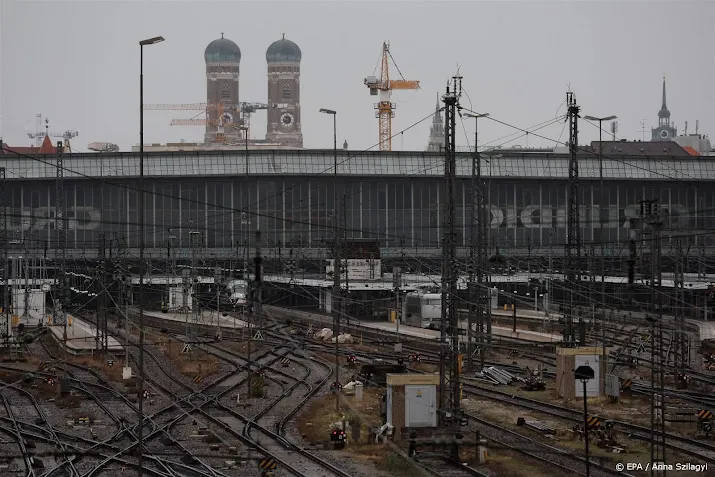 veel verkeersproblemen door grote staking in duitsland