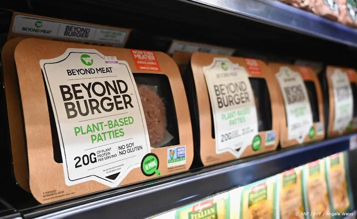 vegaburgerfabrikant beyond meat ziet vraag flink afnemen
