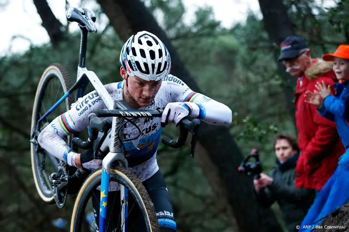 veldritseizoen van der poel start in woerden