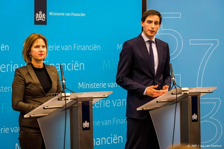 verbazing franse media over coup nederland