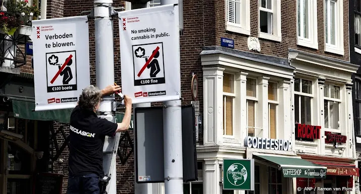 verboden te blowen in oude binnenstad amsterdam