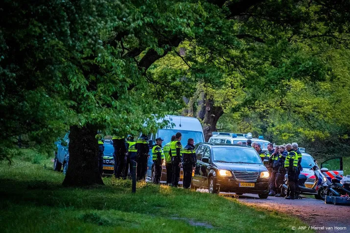 verdachte doden brunssummerheide en den haag vast
