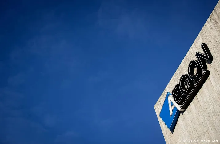 verkoop aegon onderdeel gaat door maar hongarije eist deel op
