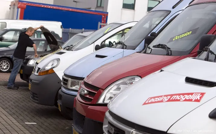 verkoop nieuwe bedrijfswagens eu opnieuw gedaald in november