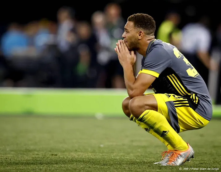 verliezend feyenoord keert terug naar nederland