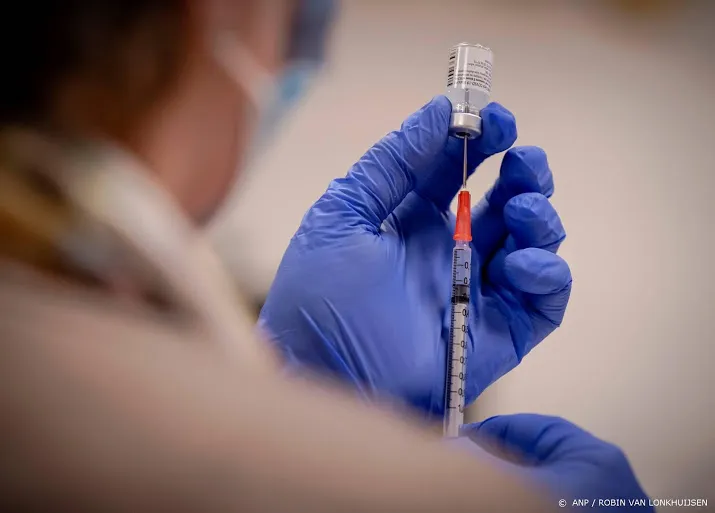 verpleeghuizen mogen bewoners in een keer vaccineren