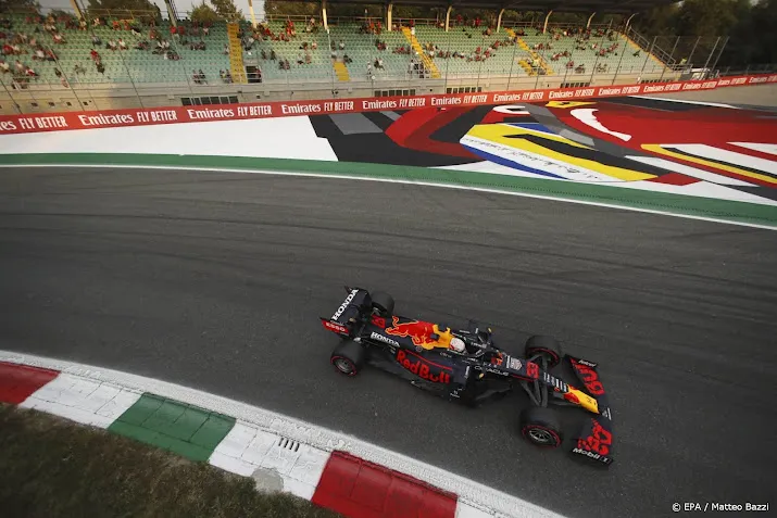 verstappen derde achter mercedessen in laatste training monza