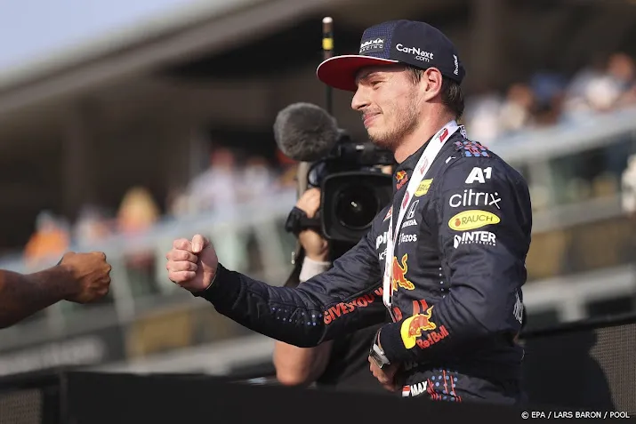 verstappen hoopt uit te lopen in plaats van schade te beperken