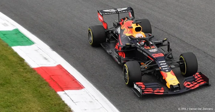 verstappen snelste bij eerste vrije training