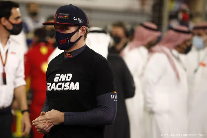 verstappen valt al in eerste ronde uit in gp van sakhir