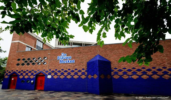 versterkte gebedsoproep moskee gesaboteerd