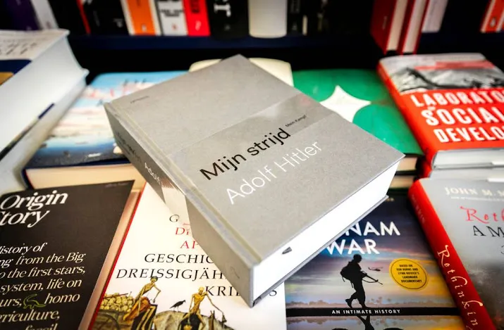 vertaling mein kampf van hitler verkoopt goed