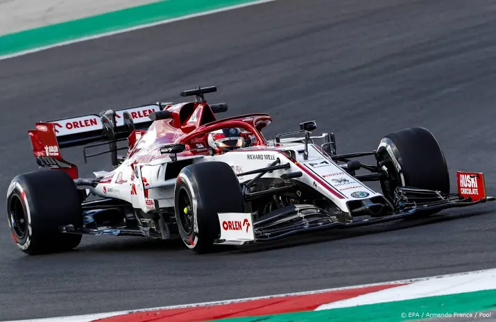 veteraan raikkonen nog een jaar door in formule 1 bij alfa romeo