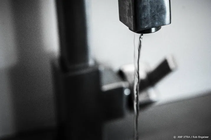 vitens wees extra zuinig met water