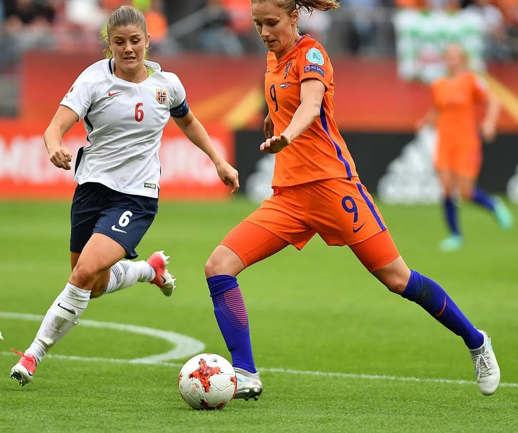 vivianne miedema hq wikimedia ailura cc by sa 30 at