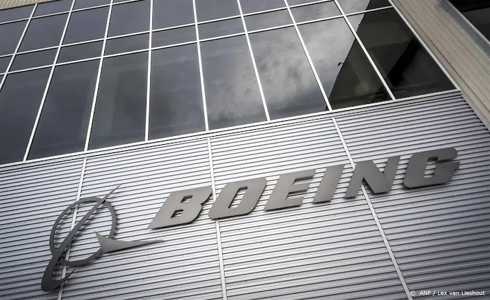 vliegtuigfabrikant boeing schrapt 2000 kantoorbanen