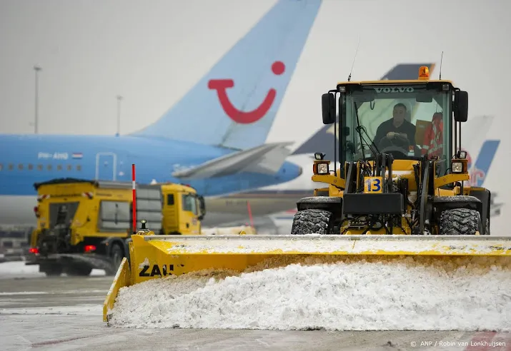 vliegverkeer heeft veel last van de sneeuw