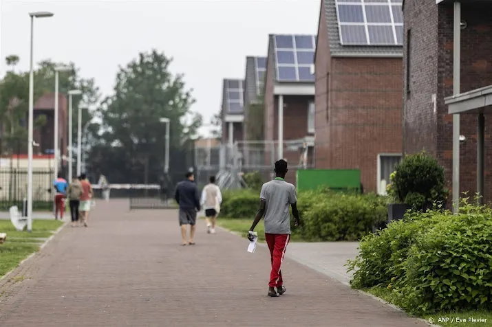vluchtelingenwerk vreest dat derdelanders illegaliteit in gaan
