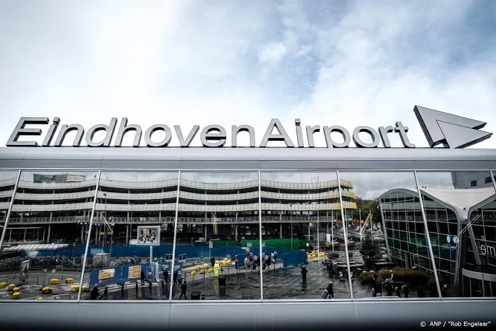vluchten vertraagd door mist eindhoven