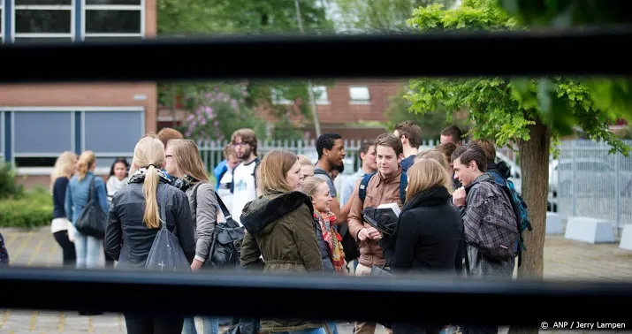 vo raad meer geld naar school in krimpregio