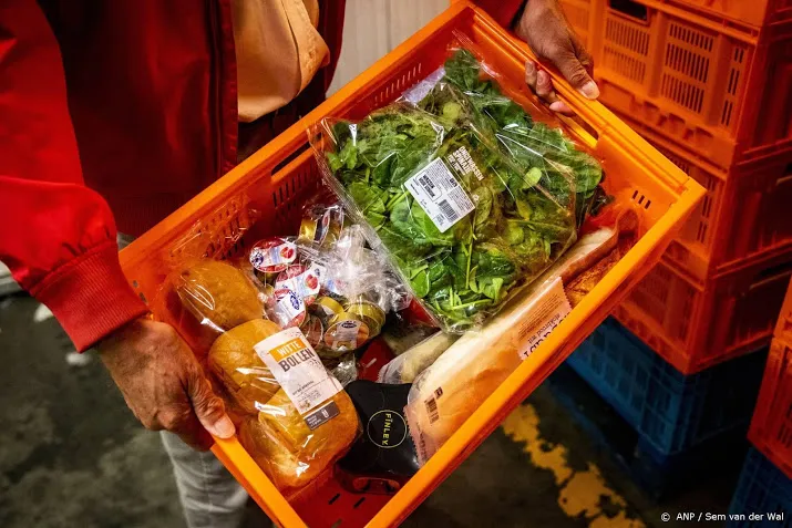 voedselbanken in coronajaar 2020 overladen met donaties