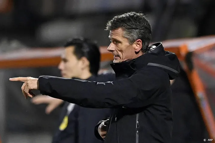 volendam geeft punten weg bij helmond sport