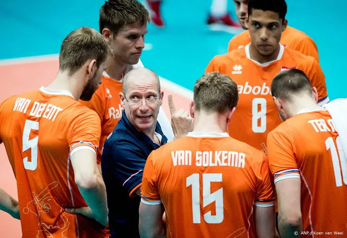 volleyballers sluiten af in mineur