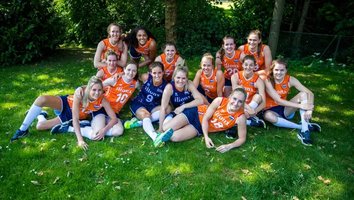 volleybalsters starten tegen puerto rico