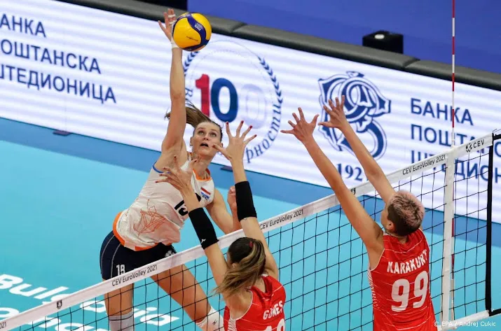 volleybalsters verliezen van turkije en grijpen naast ek brons
