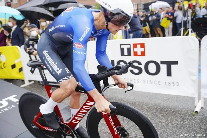 voor van der poel is kasseienrit eerste grote doel in tour