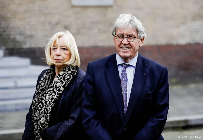 voormalig burgemeester en oud minister bram peper 82 overleden