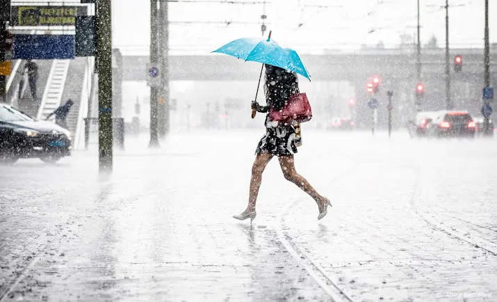 vrijdagmiddag opnieuw noodweer verwacht