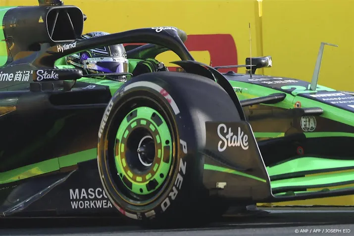 vrije training saudi arabie stilgelegd na zware crash zhou