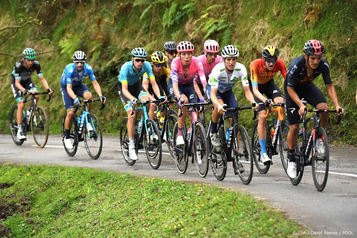 vuelta na twee weken koers nog steeds coronavrij