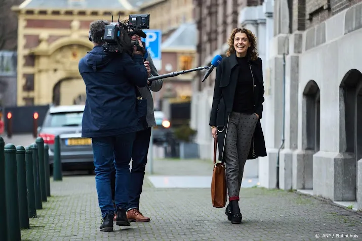 vvd stemt als laatste in met het coalitieakkoord