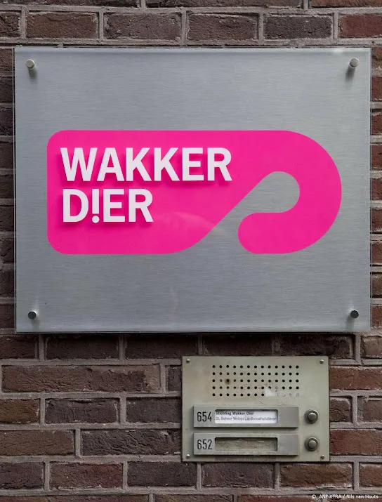 wakker dier alweer een kandidaat liegebeest minder
