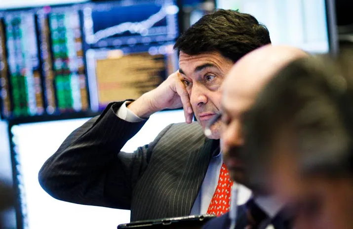 wall street sluit licht hoger