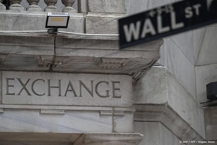 wall street toont herstel na eerdere koersval om rentebesluit fed