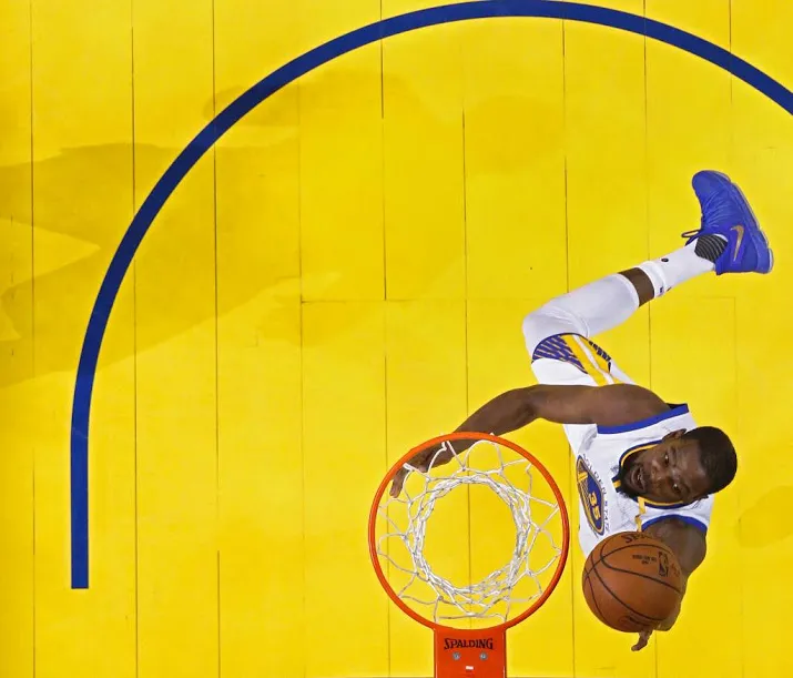 warriors nemen de leiding