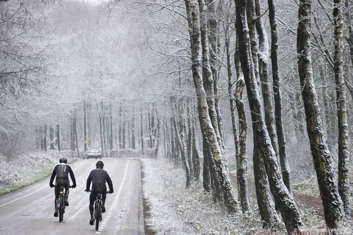 wat sneeuw op komst mogelijk glad in limburgse heuvels