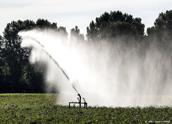 waterschap stelt sproeiverbod voor zuid limburg in