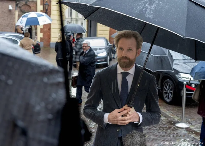 weer honderden miljoenen naar basisvaardigheden subsidiepot open