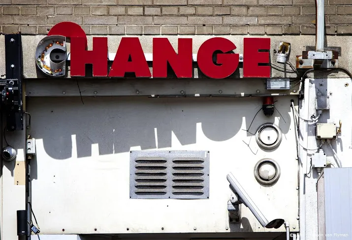 weer ontploffing bij suri change in amsterdam