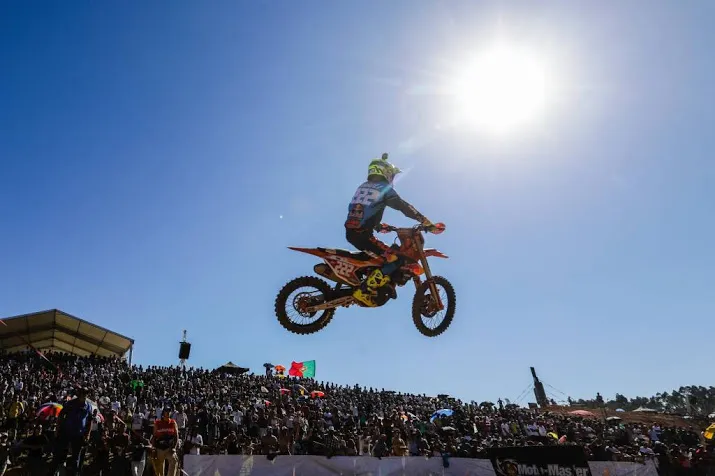 wereldkampioen cairoli langer bij ktm