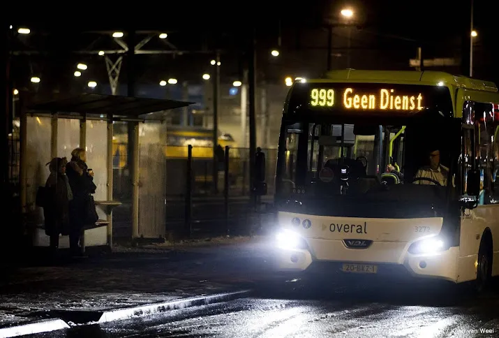werkgevers ook vrijdag zon 40 procent minder streekvervoer