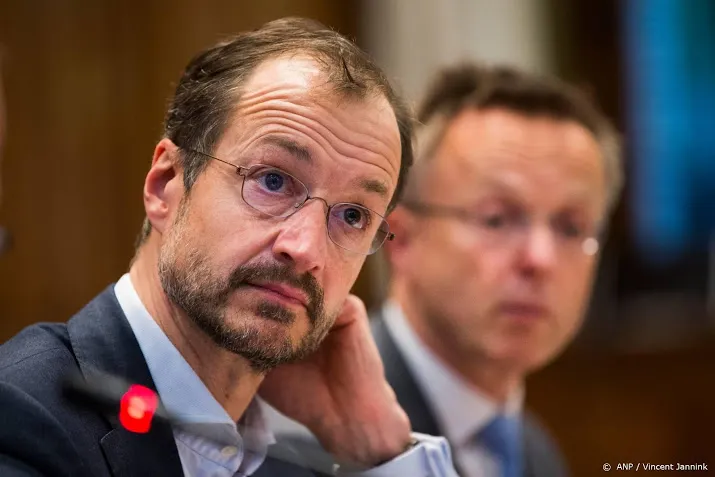 wiebes wil versterking groningen opkrikken