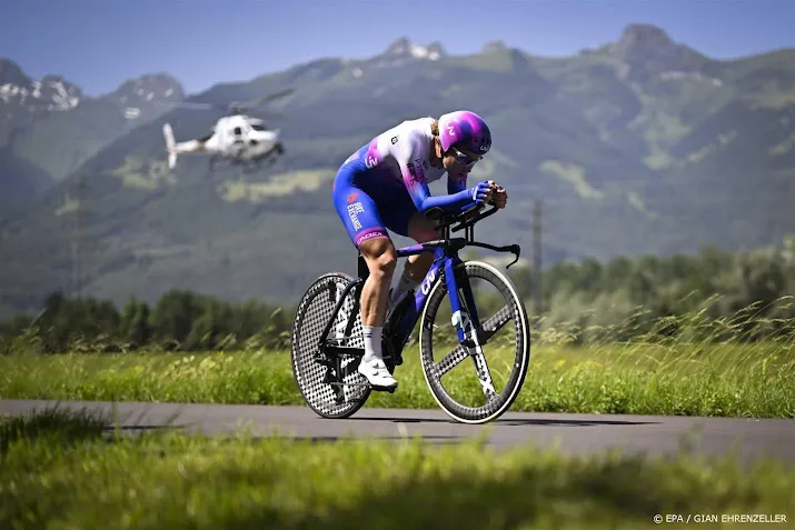 wielerbond uci schrapt faulkner in uitslag strade bianche